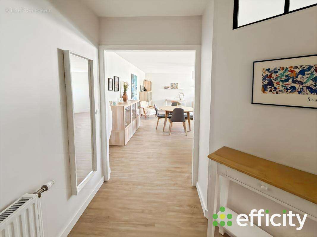 Appartement à VAUGNERAY