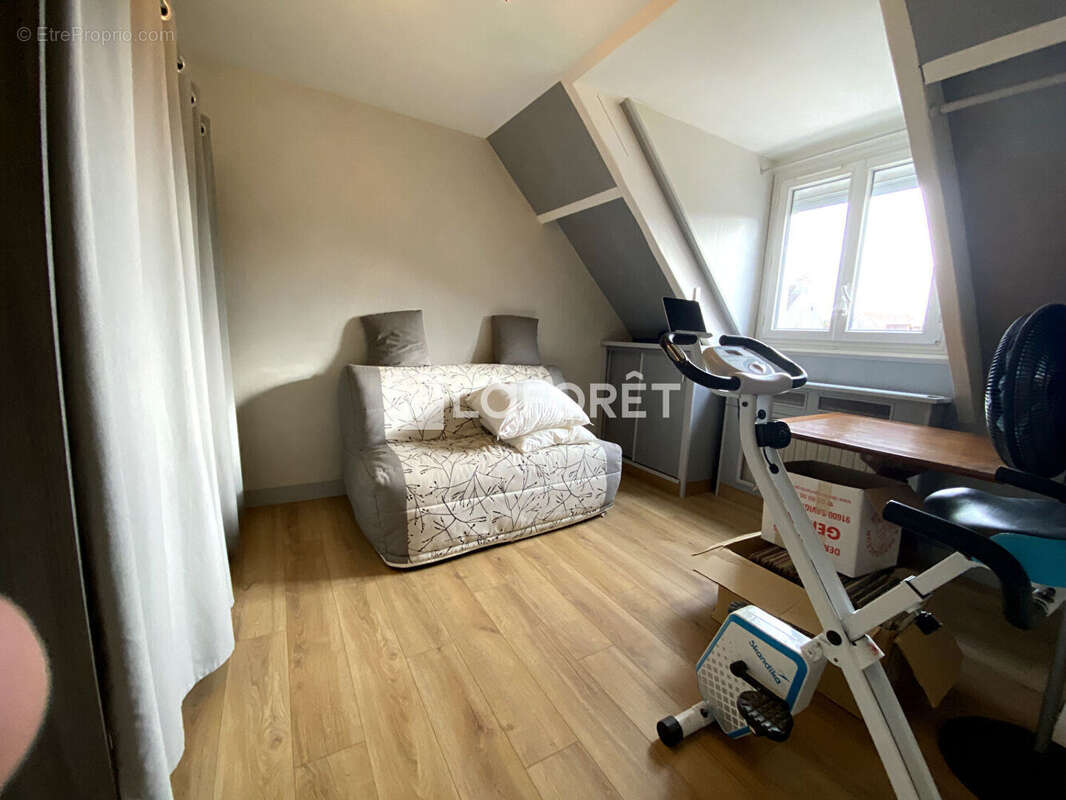 Maison à VIRY-CHATILLON