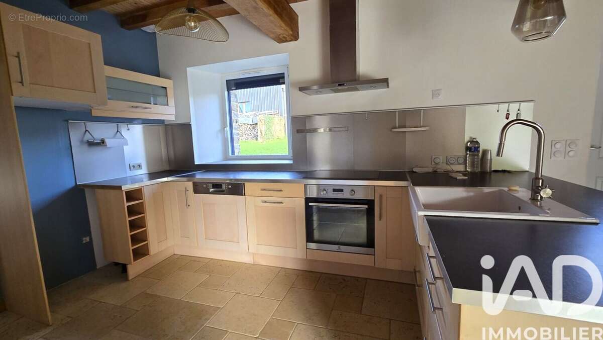 Photo 3 - Maison à LIVRE-SUR-CHANGEON