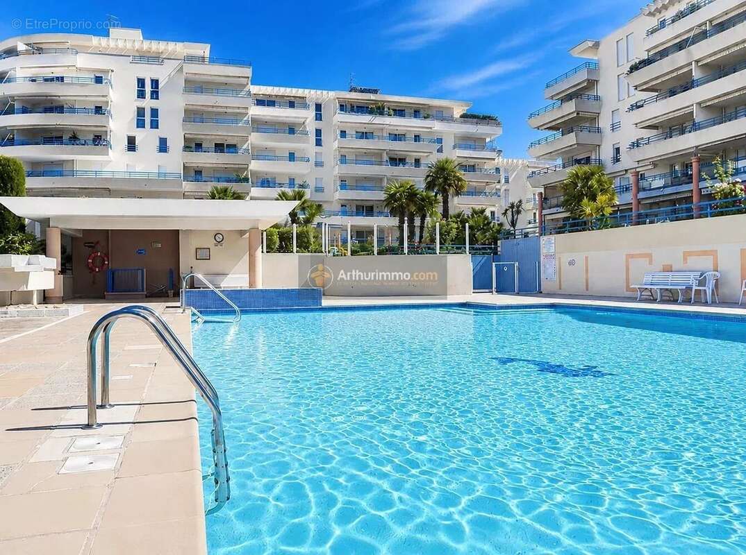 Appartement à FREJUS