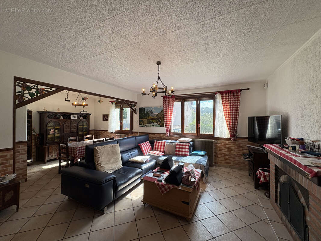 Maison à SAINT-ETIENNE