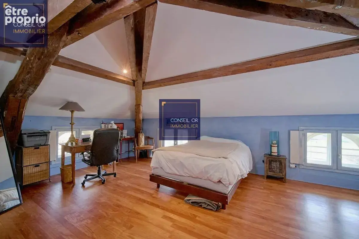 Maison T8 - 7 chambres - 1305 m² de terrain - piscine - photo 19