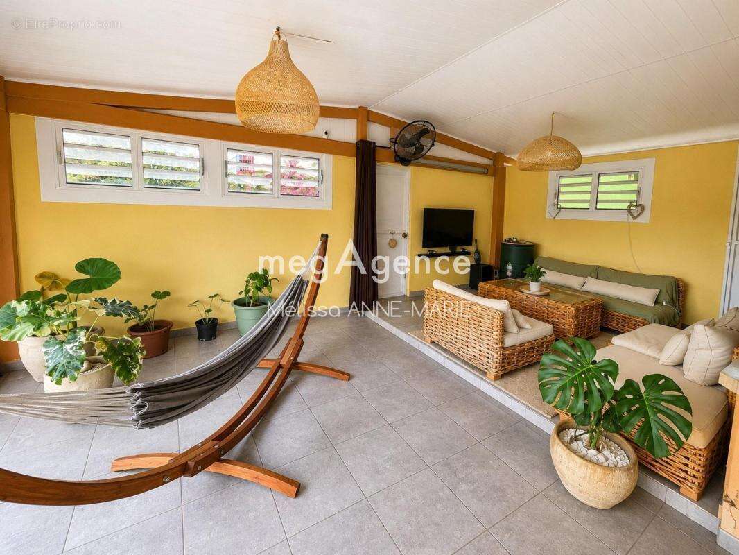 Appartement à RIVIERE-PILOTE
