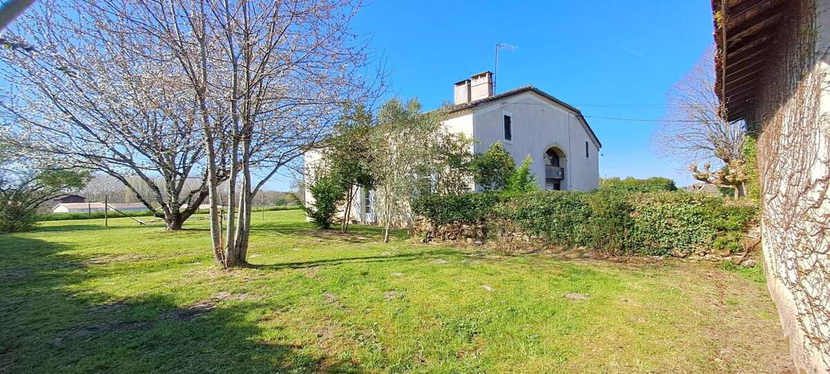 Maison 163 m² à Langon  - photo 2