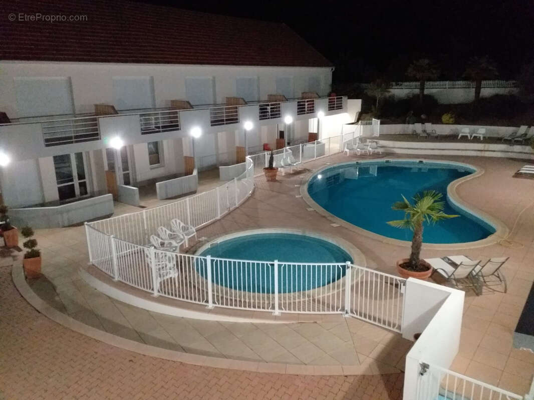Appartement type 2, résidence avec piscine ! - photo 12