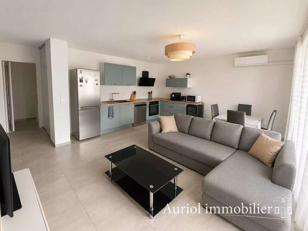 Appartement à AURIOL