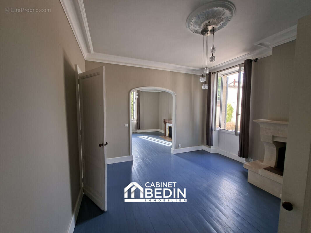 Maison 202 m² à Langon  - photo 7