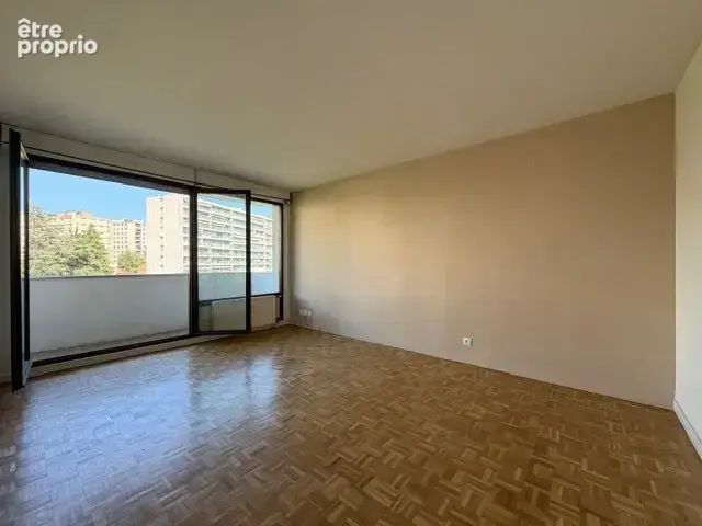 À vendre – bel appartement 70 m²  saint-étienne – quartier cour fauriel - photo 2