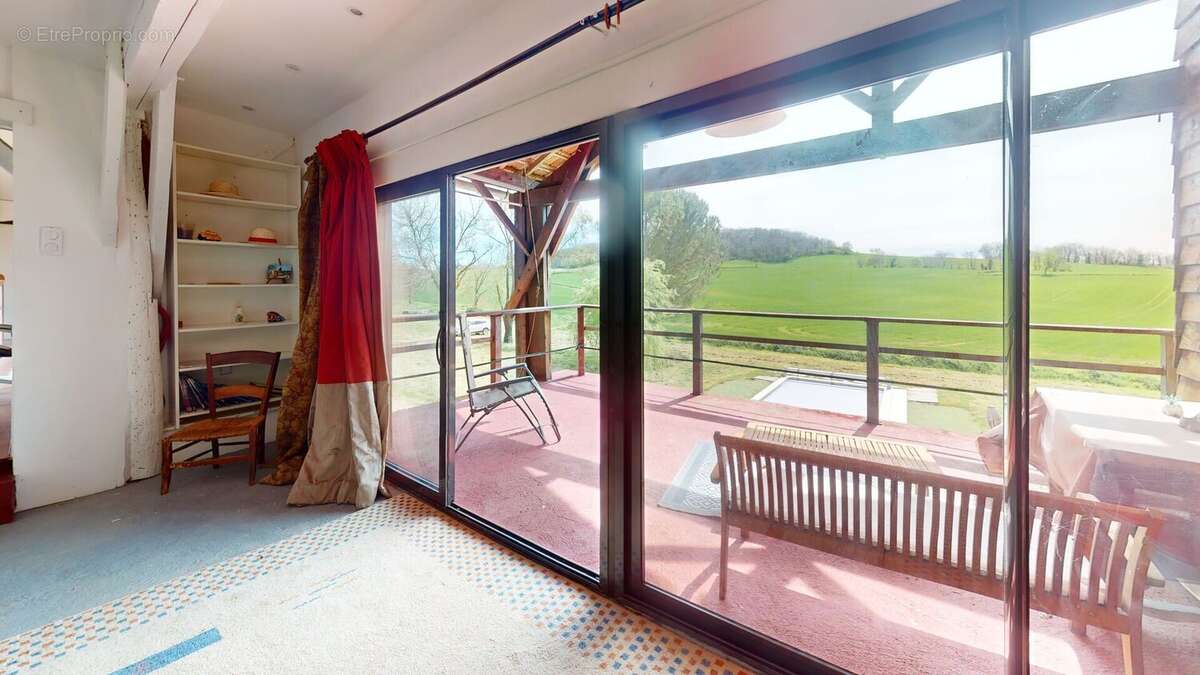 photobdbd47ac97f2a4439ca7b648baf63045 - Maison à FLEURANCE