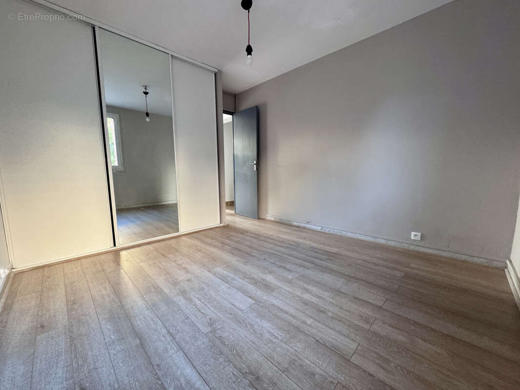 Appartement à MARSEILLE-9E