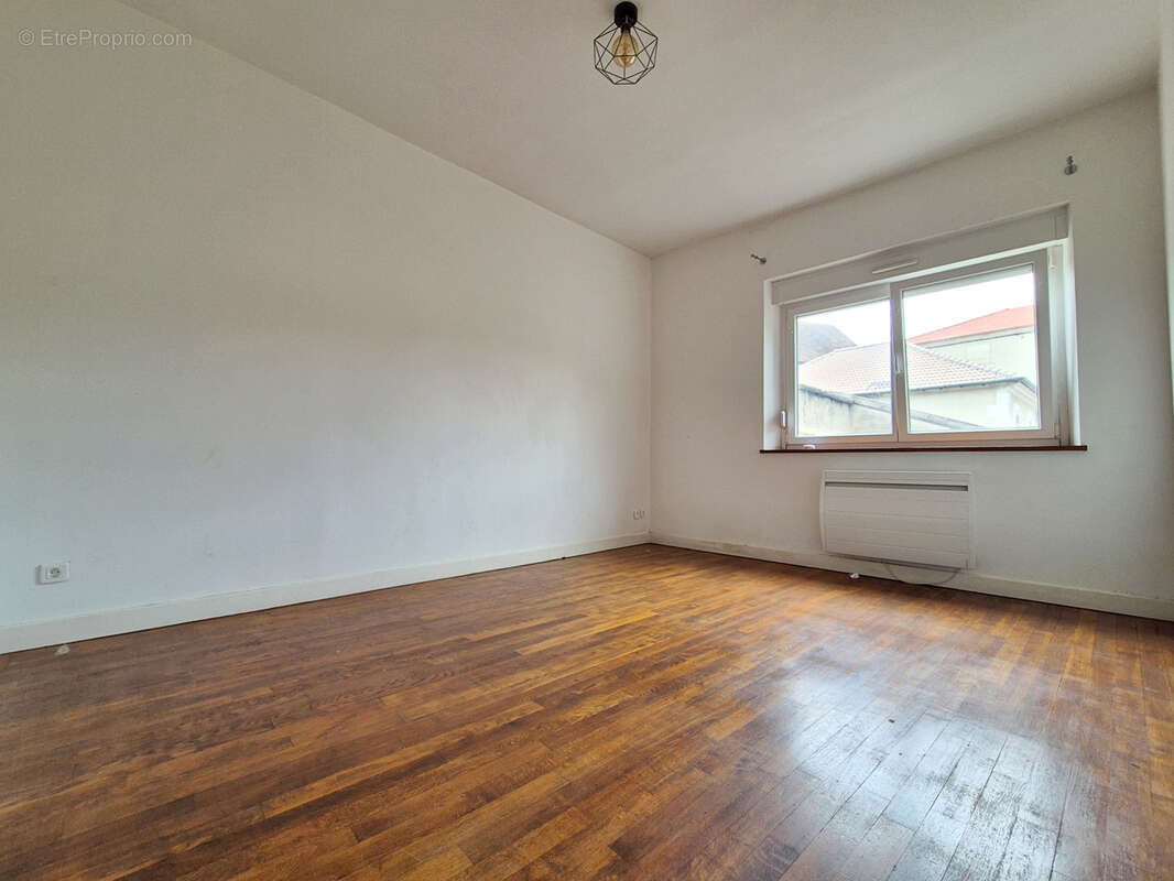 Appartement à PAGNY-SUR-MEUSE