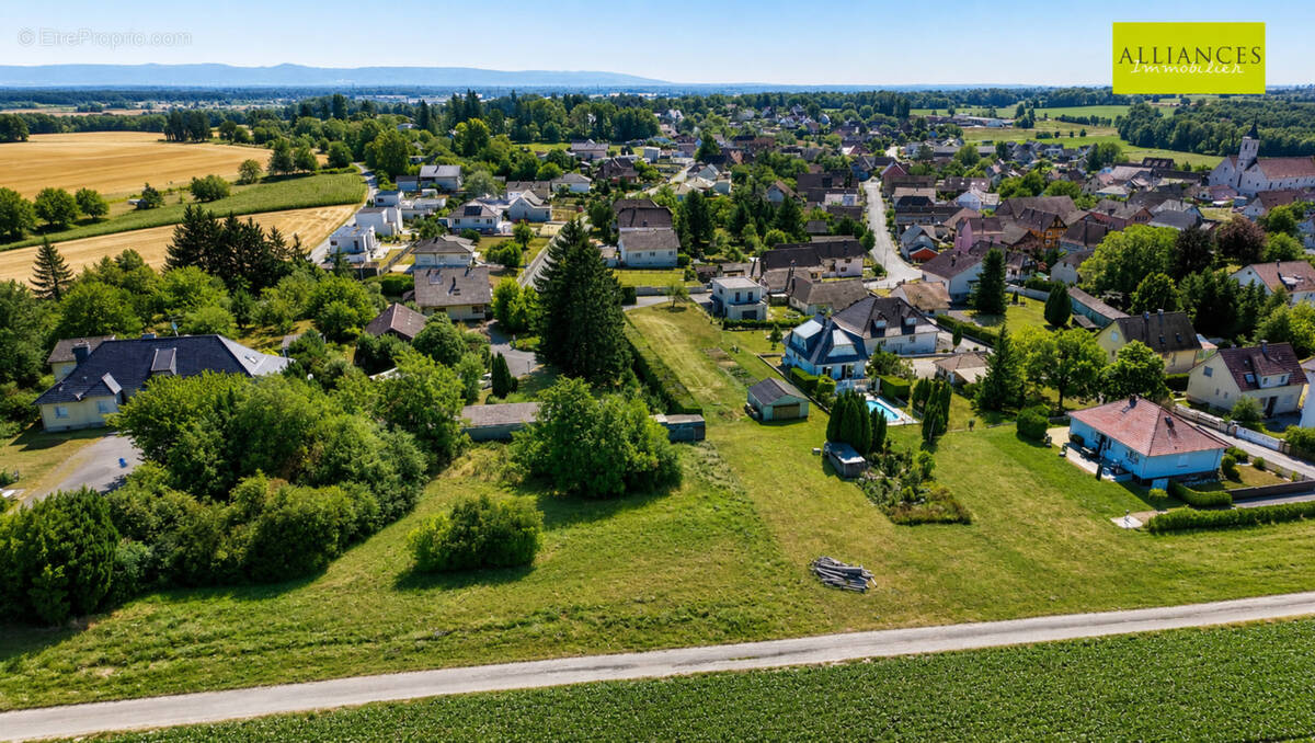 Terrain à GEISPITZEN