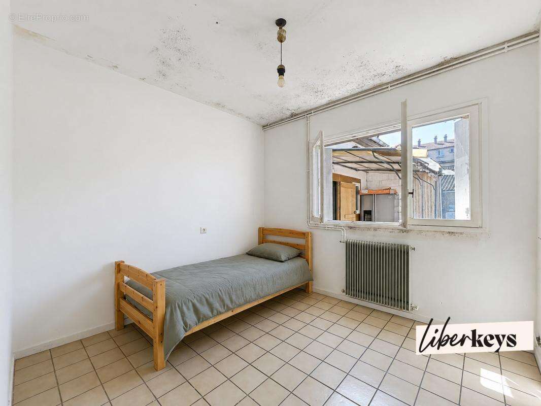 Maison de plain-pied 4 chambres avec grand garage – Orléans (45000) - photo 7