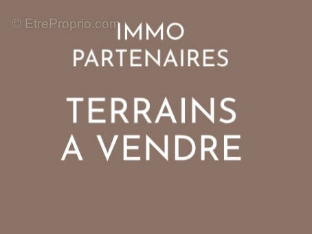 Terrain à BIOZAT
