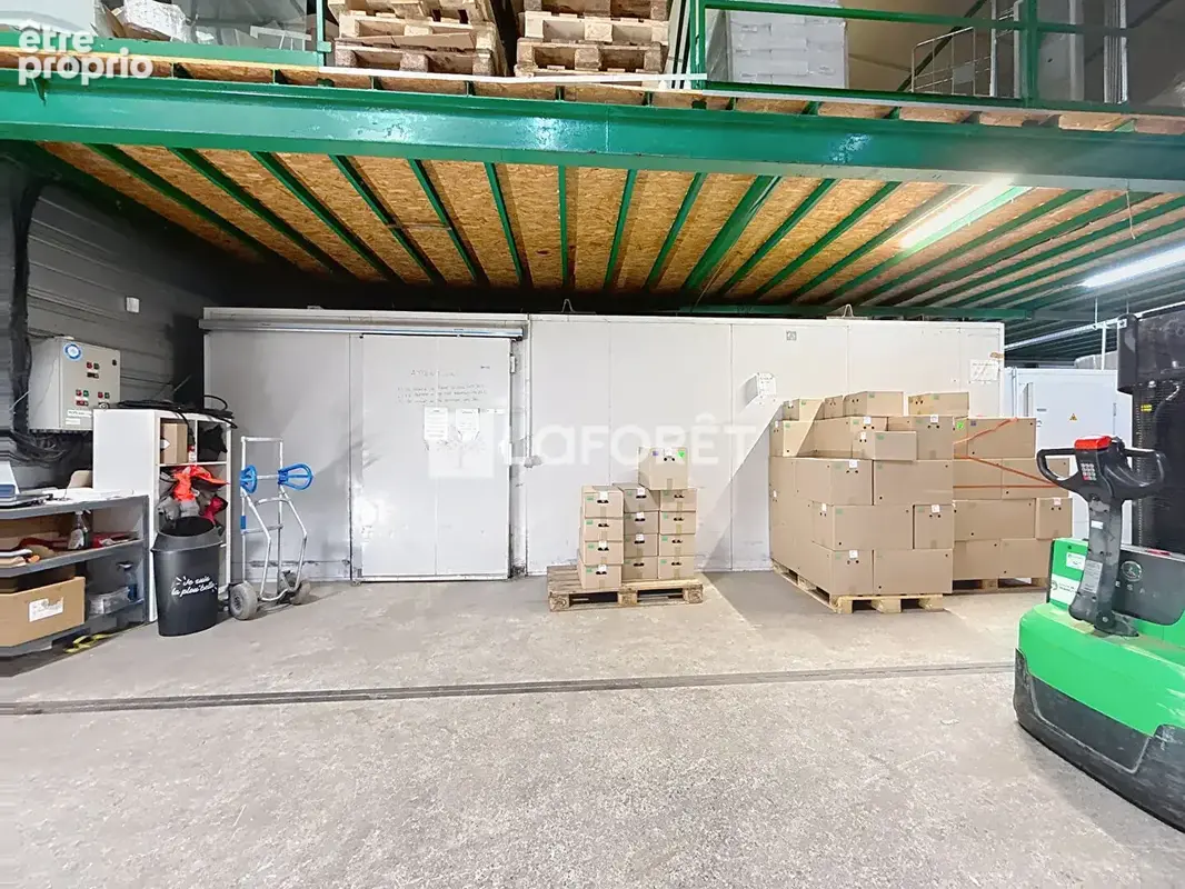 Local commercial Saumur - photo 14
