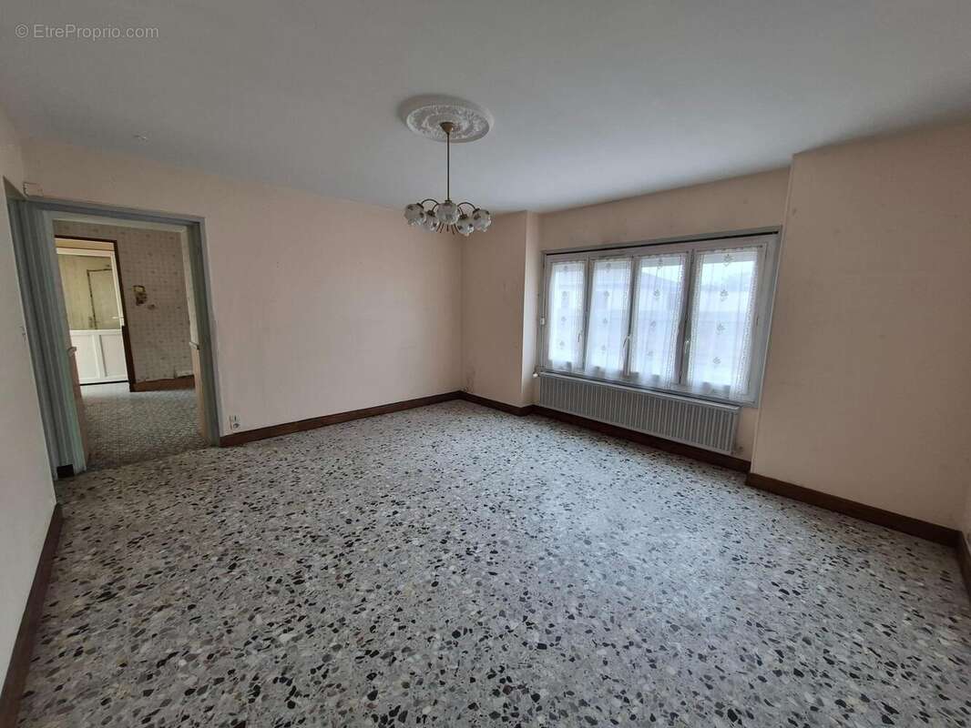 Photo 2 - Maison à DESCARTES