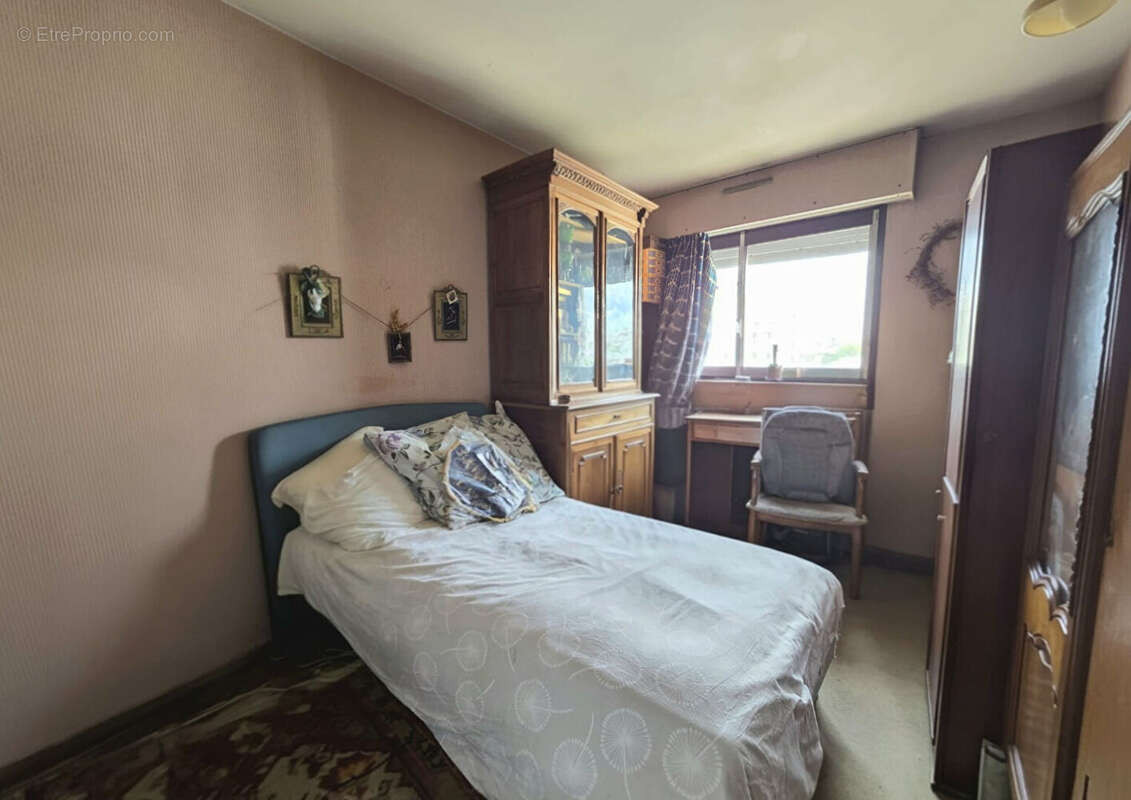 Appartement à PARIS-20E