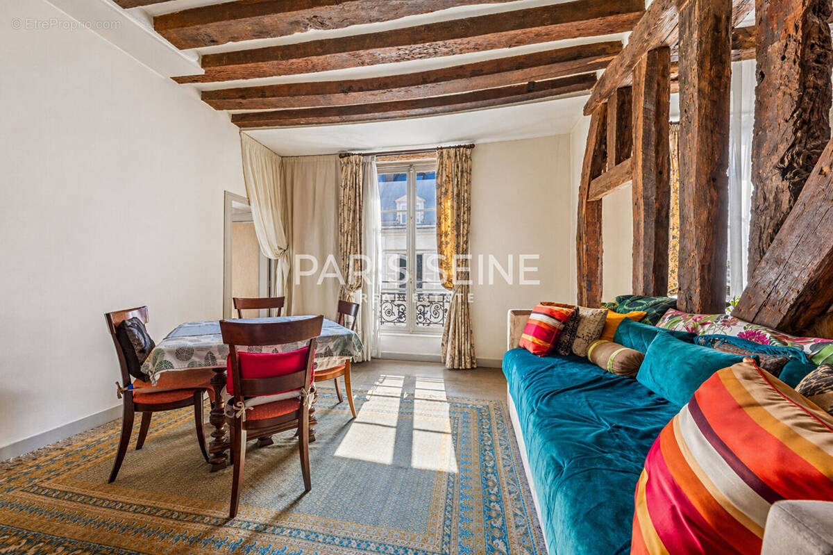 Appartement à PARIS-6E