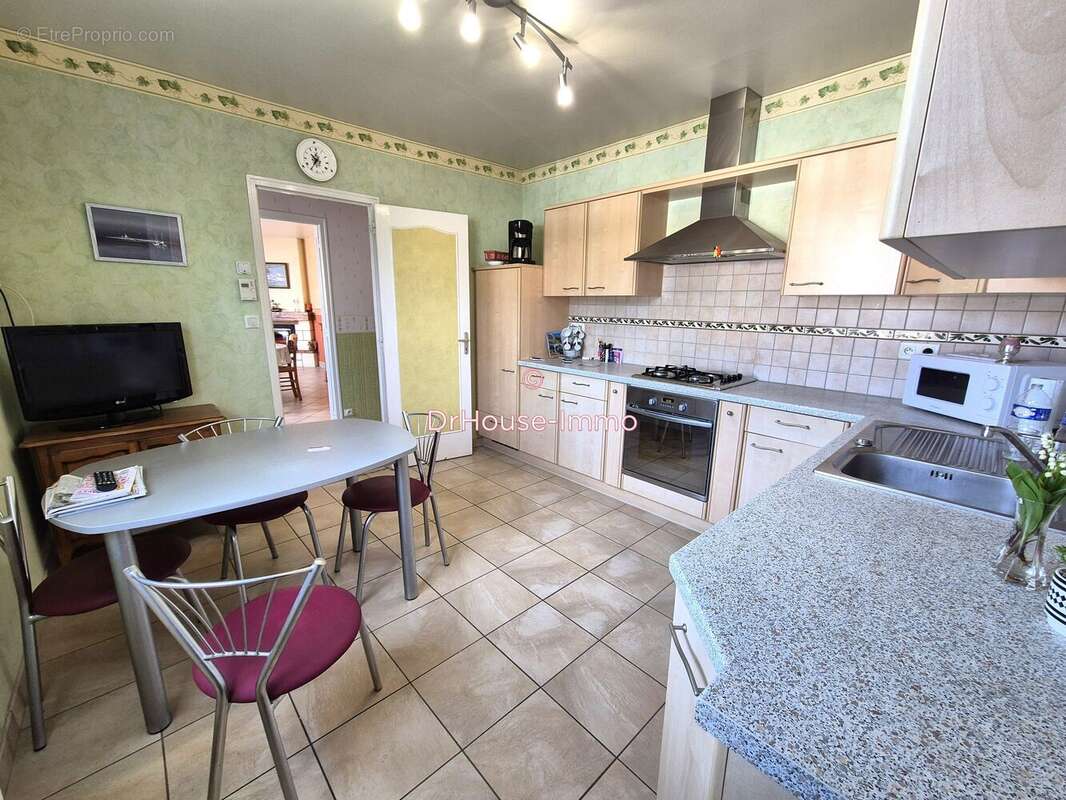 Maison 83 m² à Gorron  - photo 8