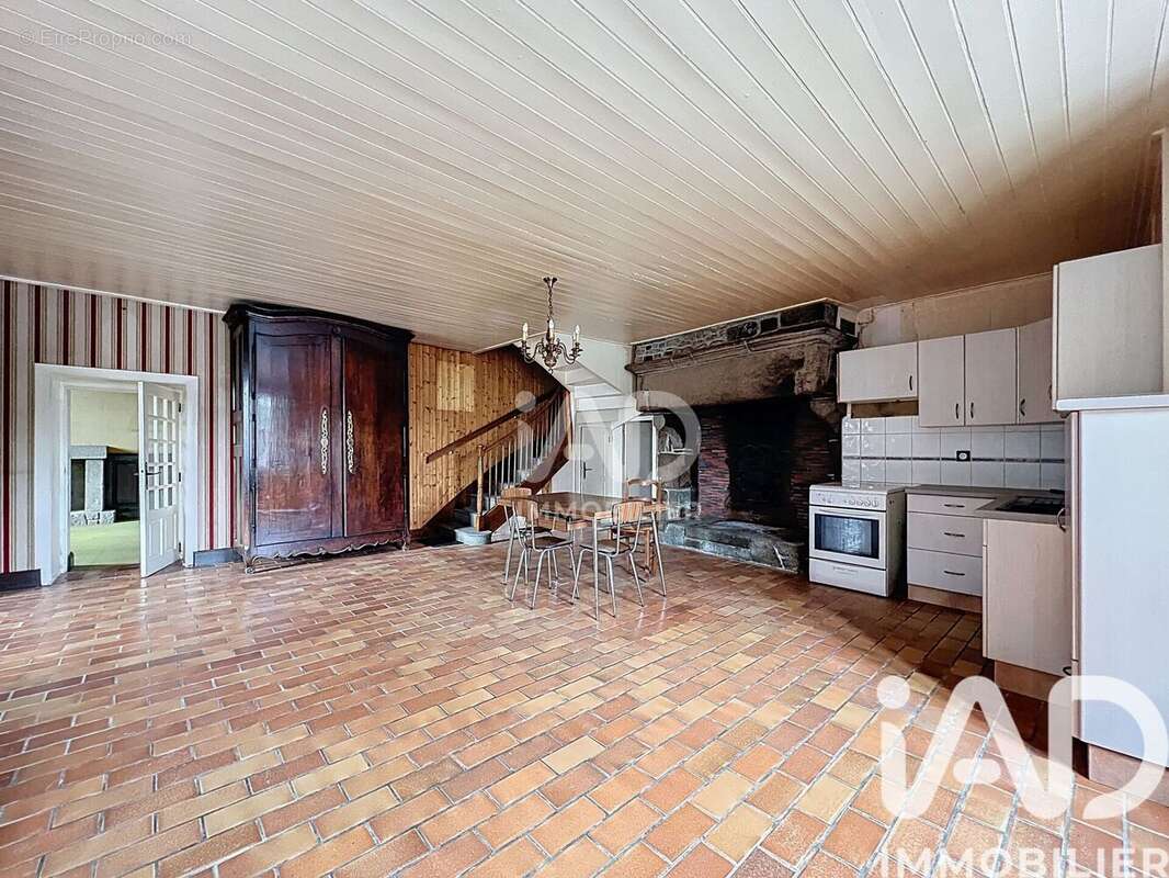 Photo 4 - Maison à BONNEMAIN