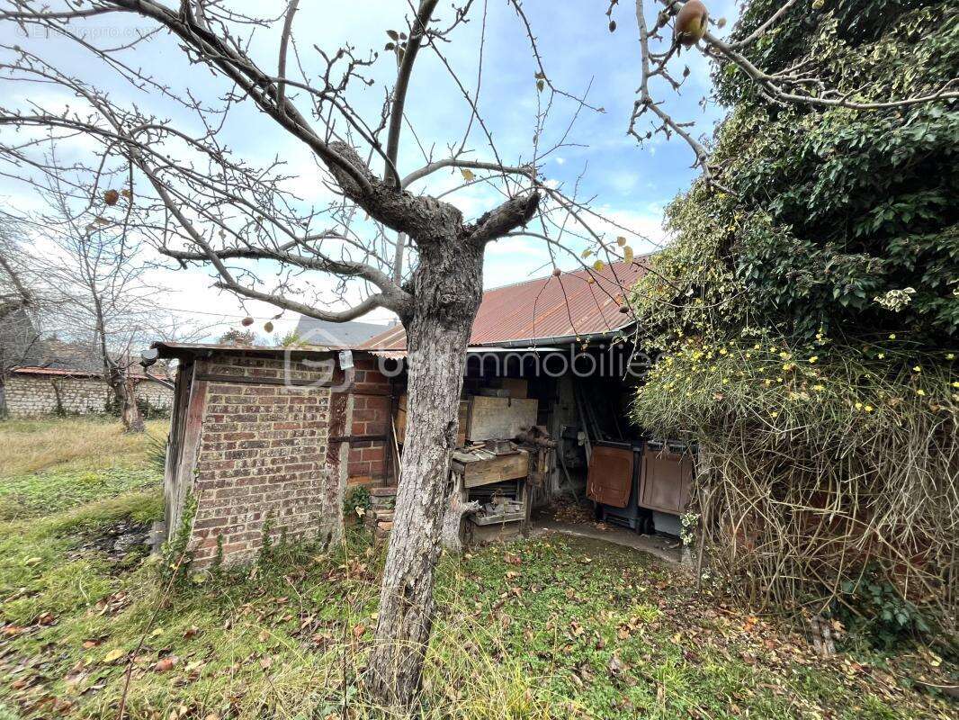 Terrain à SAINT-PIERRE-LES-ELBEUF