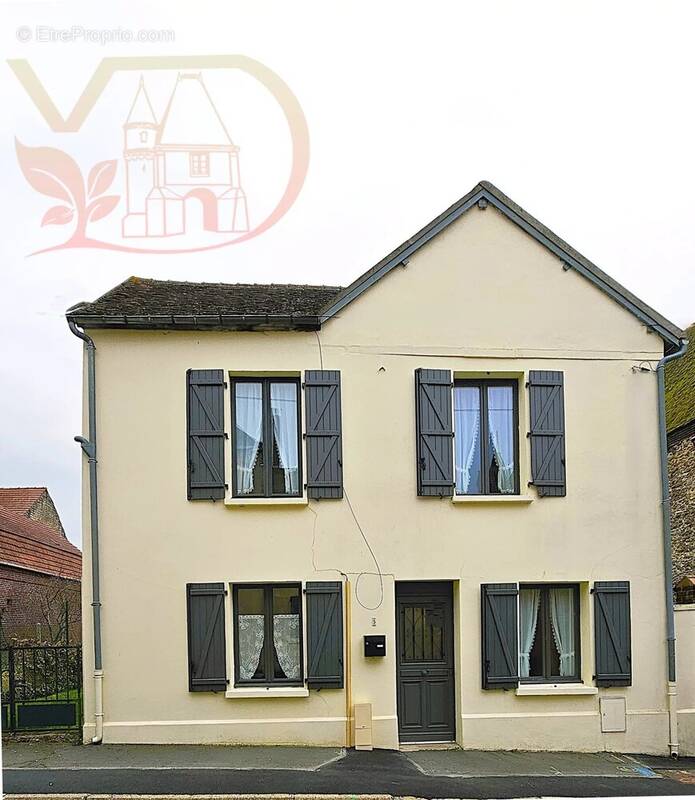 Appartement à BRESLES