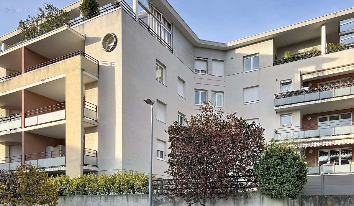 Appartement à ECHIROLLES