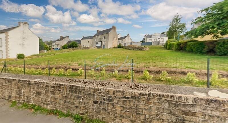 Appartement à ELLIANT