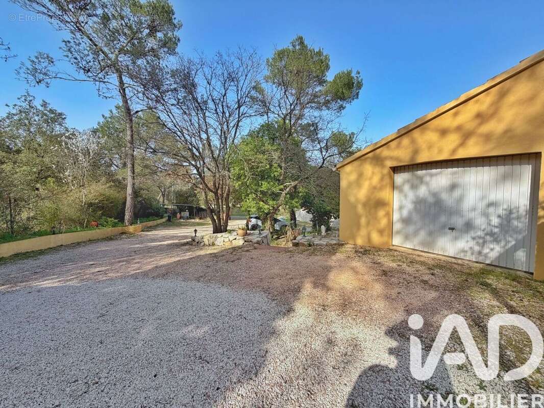 Photo 5 - Maison à ROCBARON