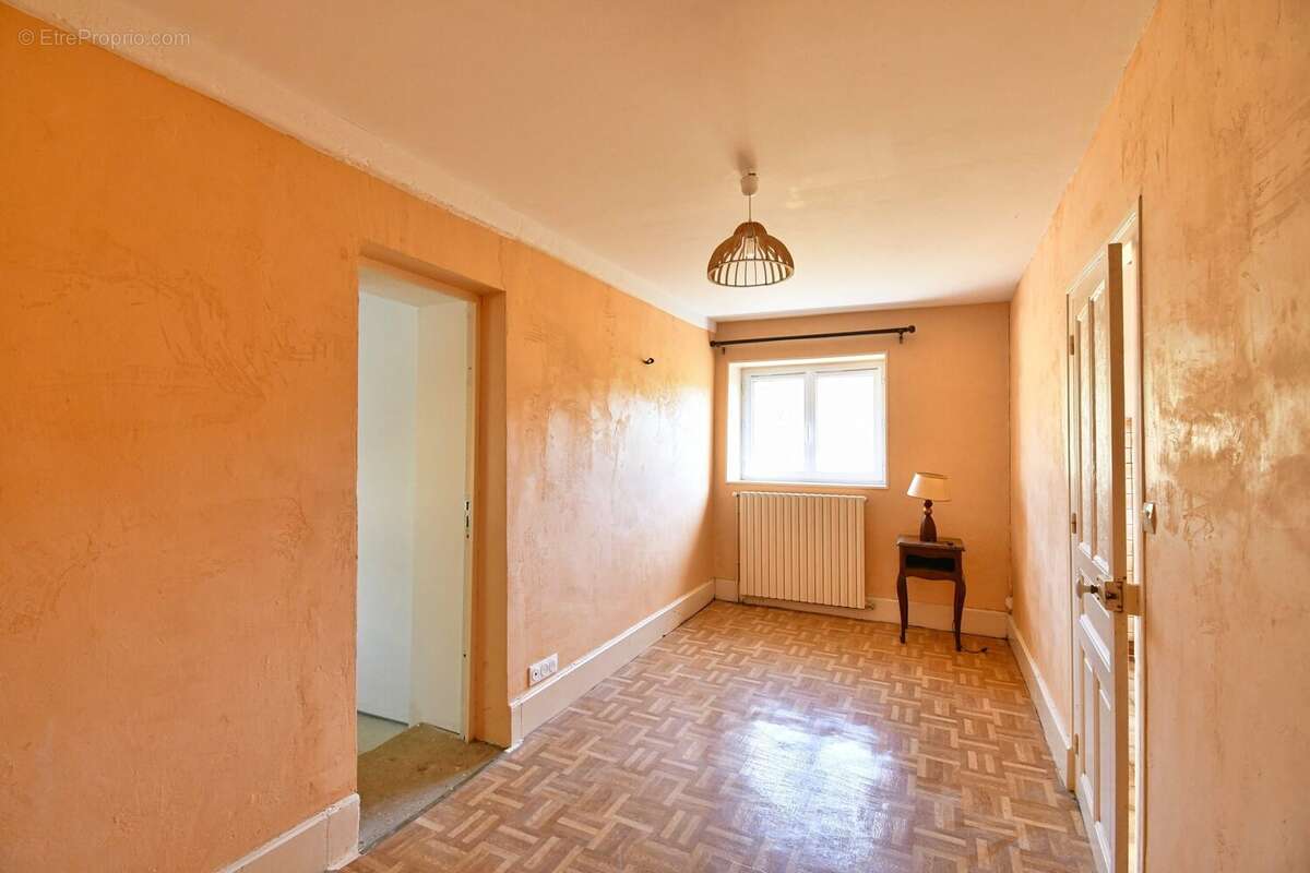 Maison à ANOST