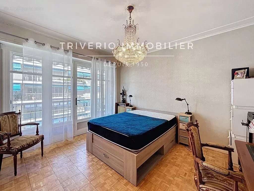 Appartement à LE CANNET