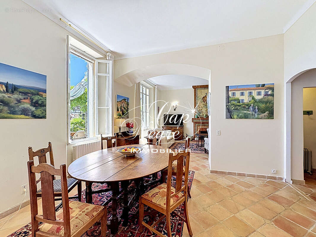 Propriete historique 10 pieces avec magnifique vue mer et jardin luxuriant - photo 13