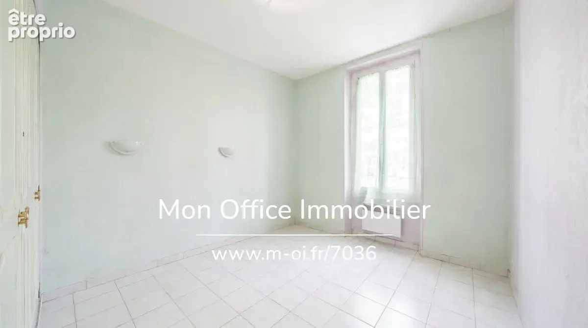 Référence : 7036-CDI - Grande maison de ville avec cour intérieure et fort potentiel - photo 10