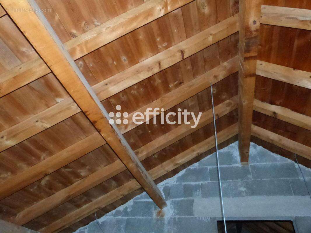 Appartement à LES MONTS-VERTS