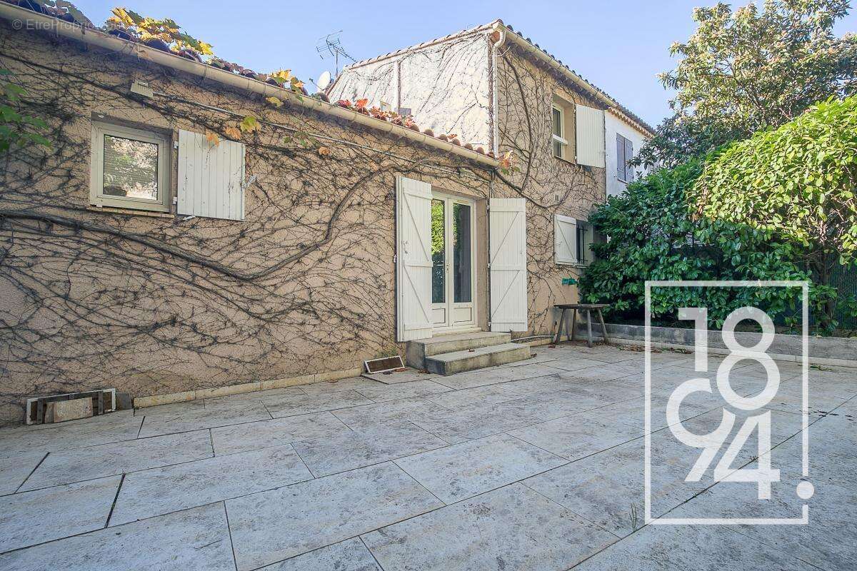 Maison à MARSEILLE-12E