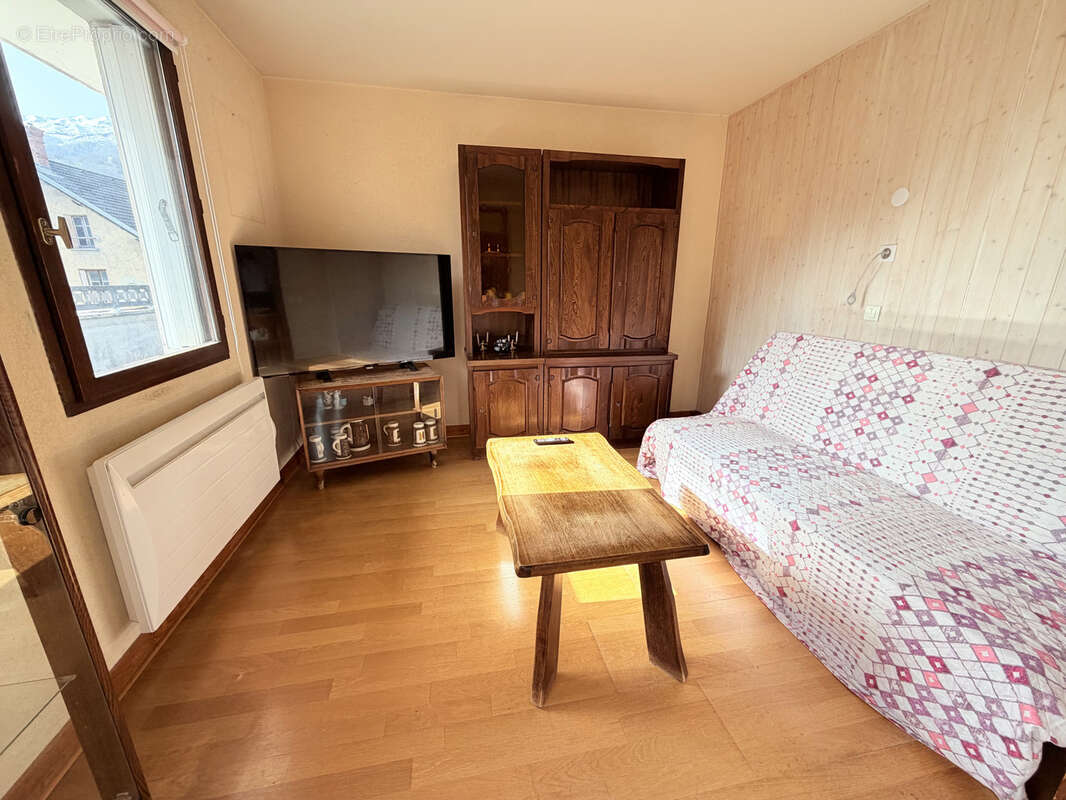 Appartement à SAINT-JEAN-DE-MAURIENNE