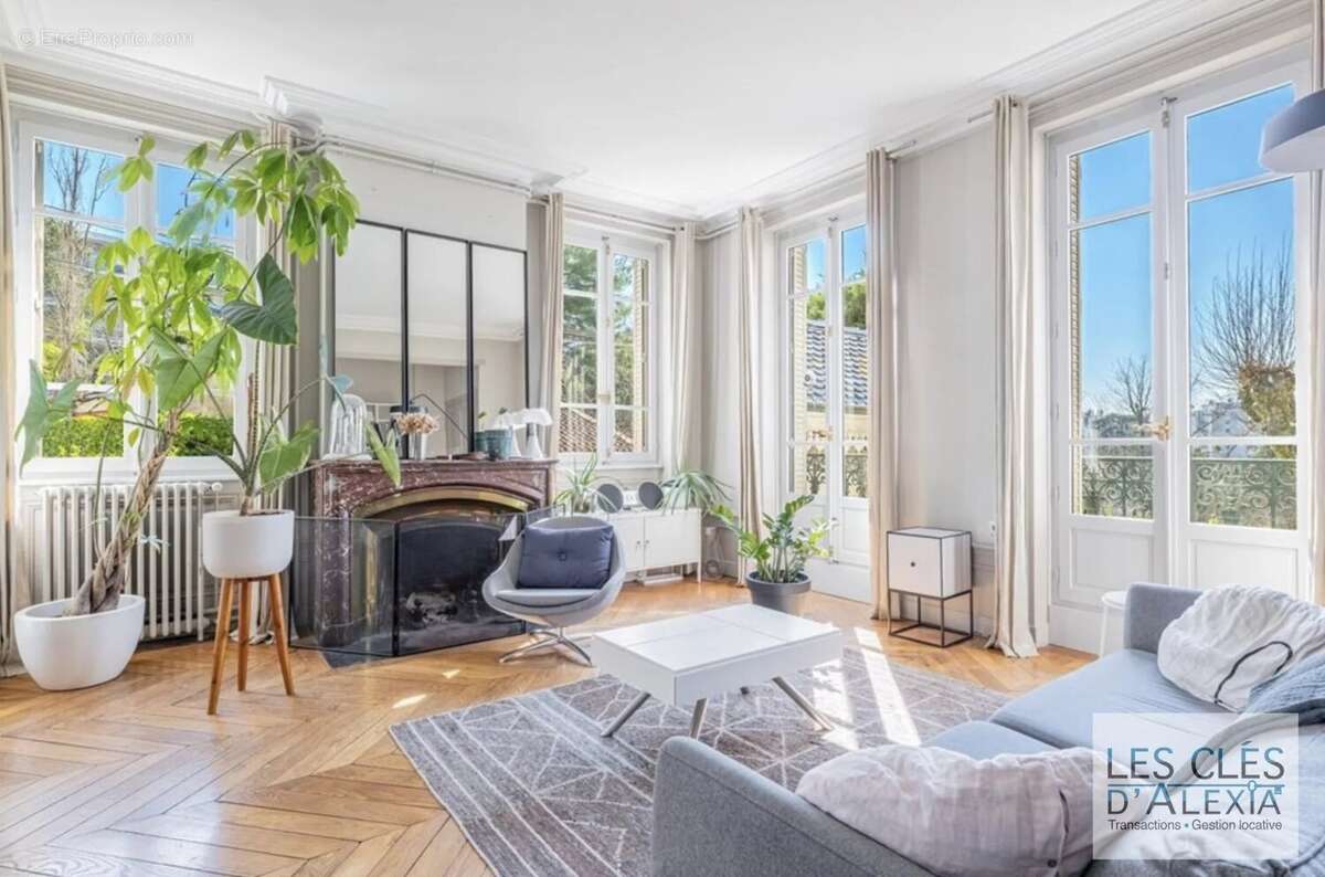 Maison à CALUIRE-ET-CUIRE