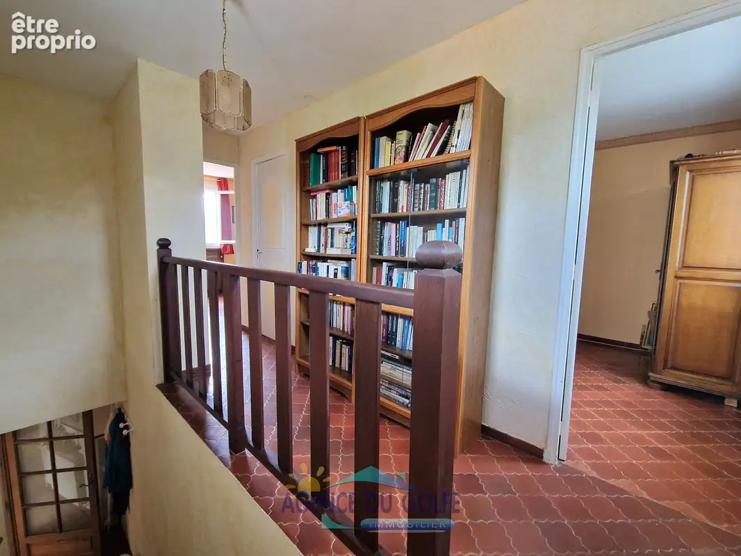Villa T 6 avec piscine sur 1010 m² de terrain en impasse - photo 12