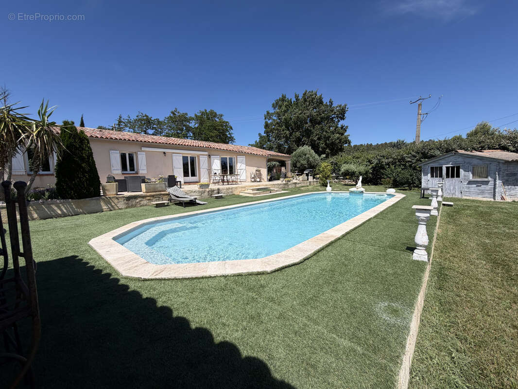 Maison à REGUSSE