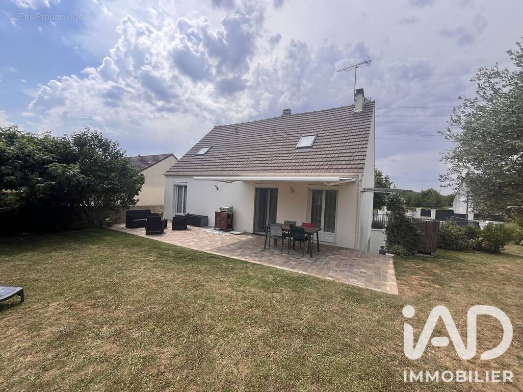 Photo 1 - Maison à VILLERS-SOUS-SAINT-LEU