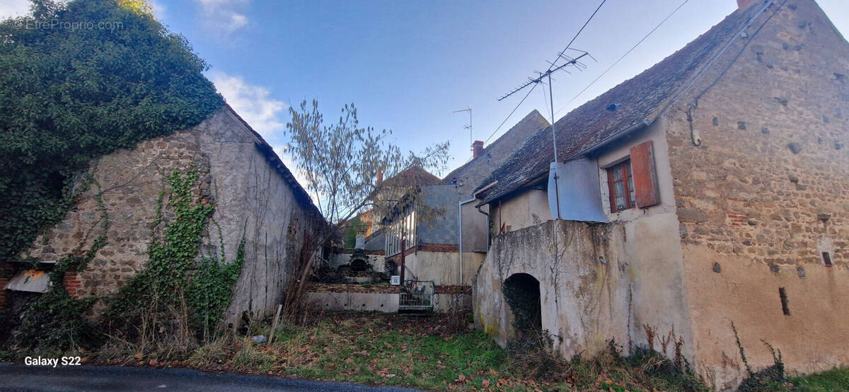 Maison à HURIEL