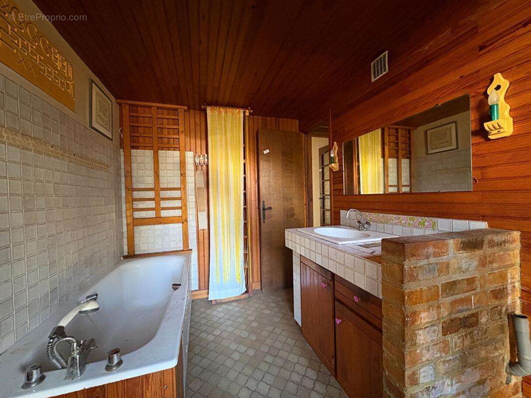 A vendre RIEC SUR BELON (29340) Maison 12 pièces 6 chambres 284 m2 - photo 15