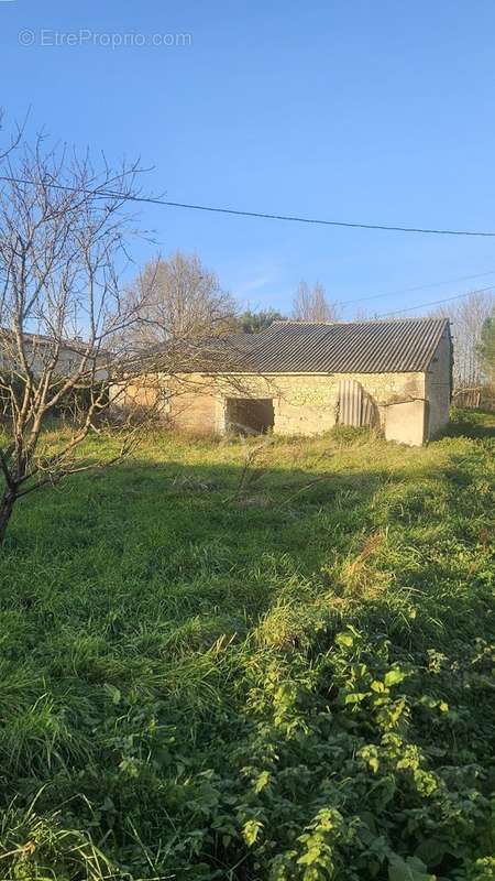Maison à SAINT-GENES-DE-FRONSAC