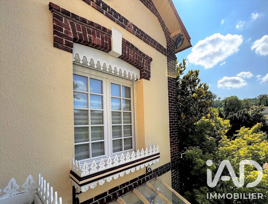 Photo 1 - Maison à MALAUNAY