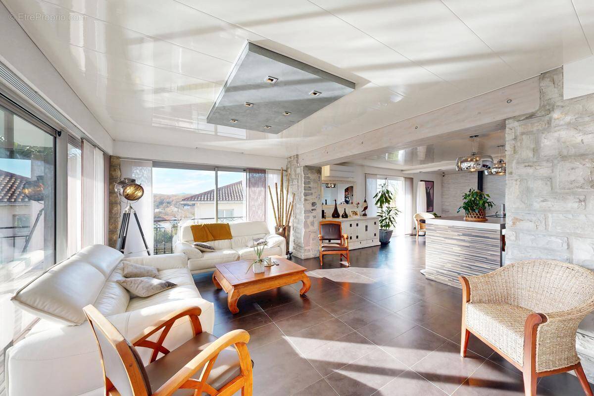 Appartement à SAINT-PIERRE-D'IRUBE