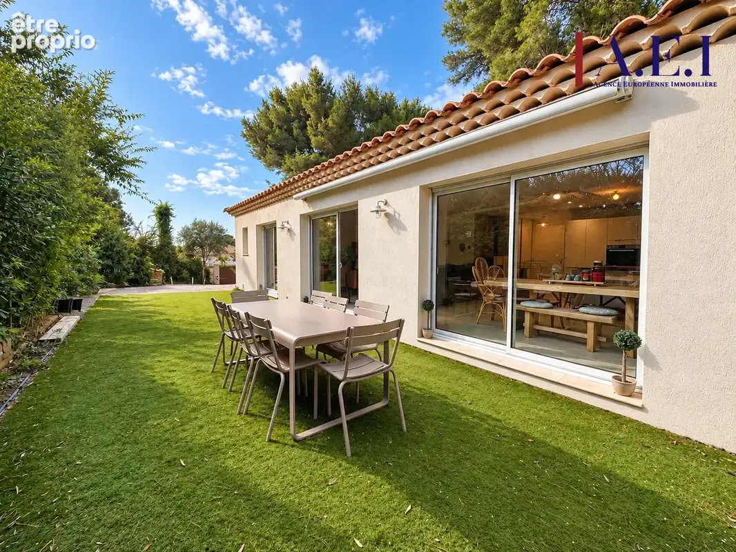 Le Brusc - Maison de plain pied de 2024 - photo 2