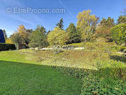 Terrain à MONT-SAINT-AIGNAN