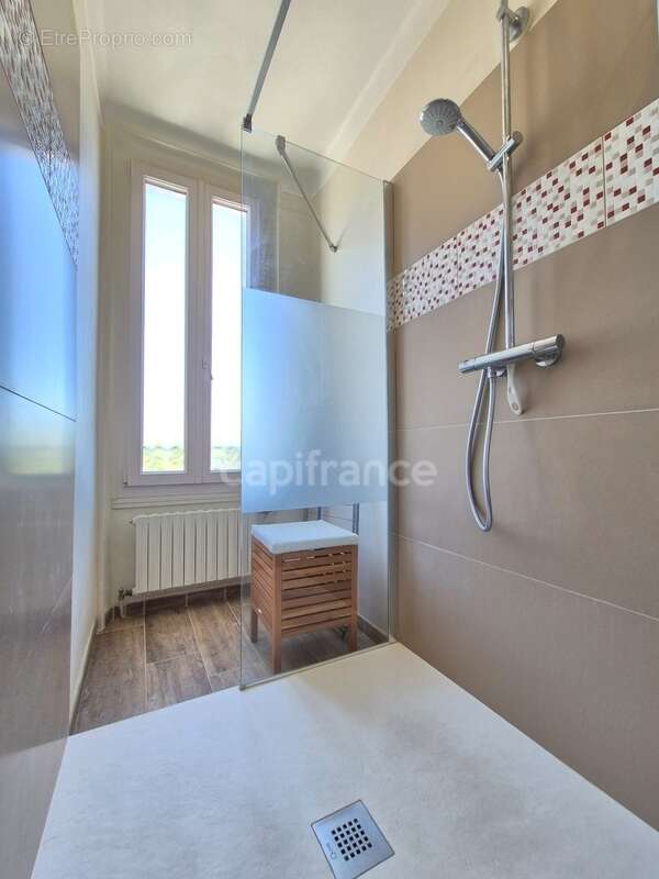 A vendre ETAMPES (91), Proche centre-ville, Charmante Meulière de 5 pièces sur sous-sol avec cour et garage - photo 14
