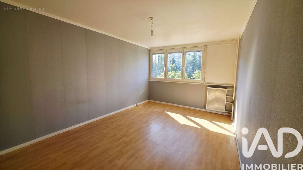 Photo 2 - Appartement à SAINT-ETIENNE