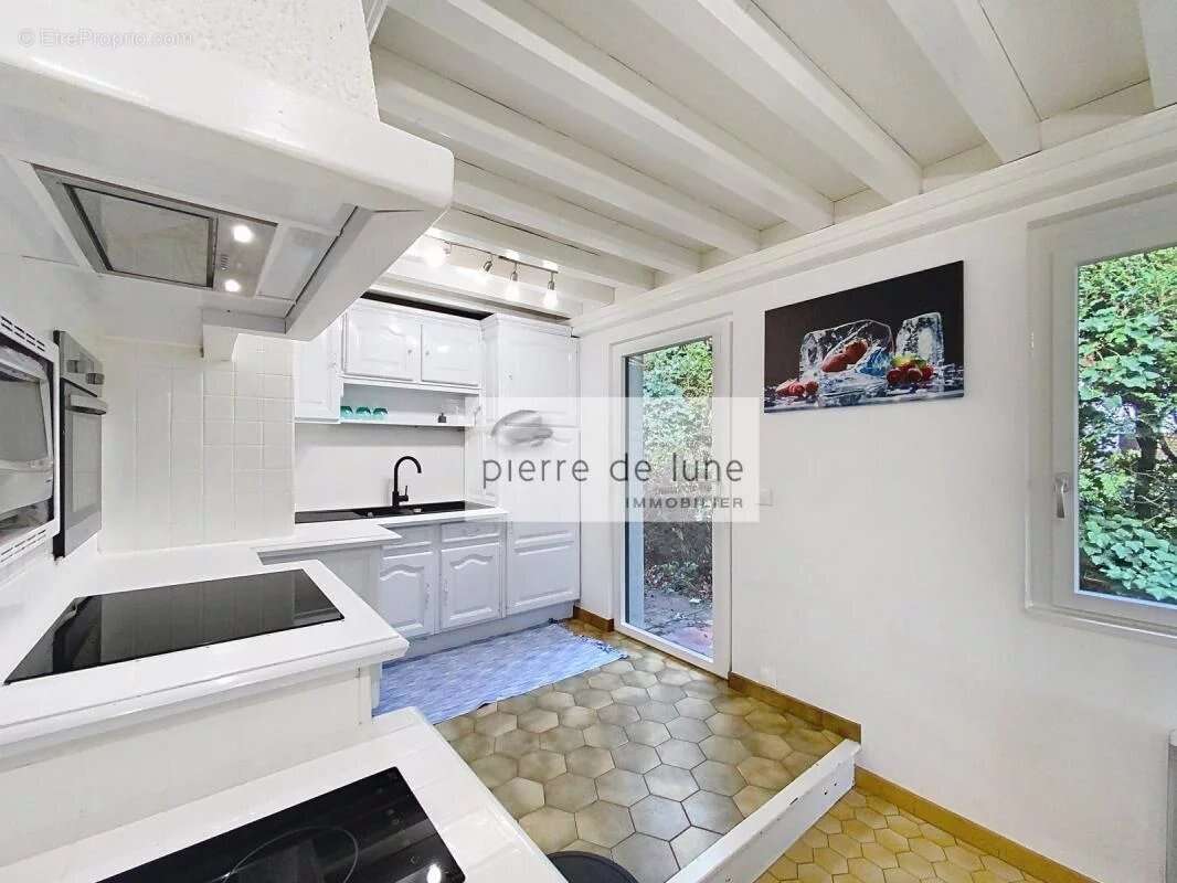 Maison à DARDILLY